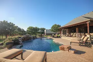 1387 Shadow Lakes Dr, Wills Point, TX 75169 - Photo 4