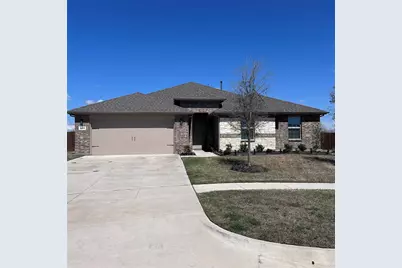 2029 Greenfield Drive, Cedar Hill, TX 75104 - Photo 2