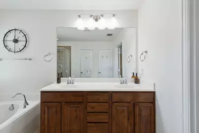 4328 Peregrine Way, Carrollton, TX 75010 - Photo 20