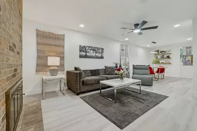 10635 Stone Canyon Road #19, Dallas, TX 75230 - Photo 4