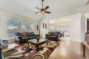 205 Lorient Dr, Mansfield, TX 76063 - Photo 6