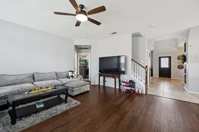 633 Daisy Drive, DeSoto, TX 75115 - Photo 12