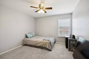 633 Daisy Dr, DeSoto, TX 75115 - Photo 22