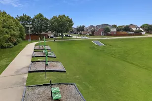 633 Daisy Dr, DeSoto, TX 75115 - Photo 34