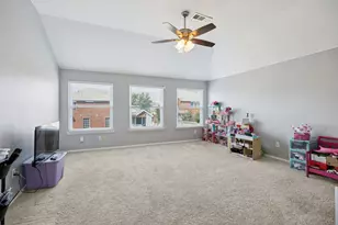 633 Daisy Dr, DeSoto, TX 75115 - Photo 20