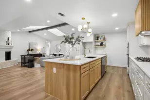 9376 Briarhurst Dr, Dallas, TX 75243 - Photo 22