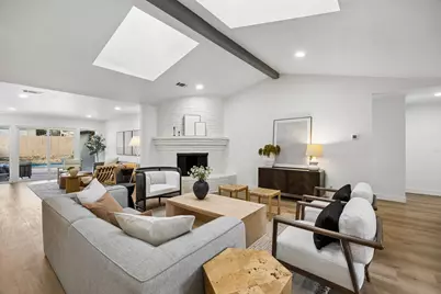 9376 Briarhurst Drive, Dallas, TX 75243 - Photo 12