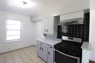 9107 Rustown Dr, Dallas, TX 75228 - Photo 8