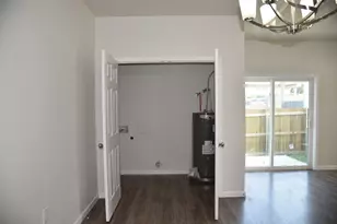 1602 N Mcdonald Ave, Decatur, TX 76234 - Photo 4