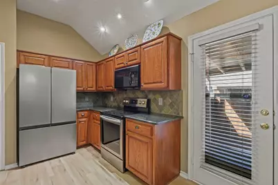 1328 Dallshan Drive, Carrollton, TX 75007 - Photo 8