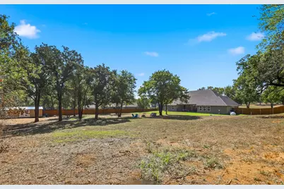 2021 Crystal Palace Boulevard, Alvarado, TX 76009 - Photo 32