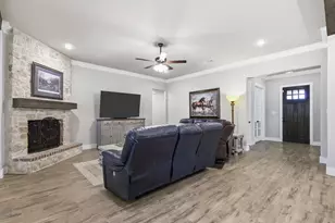 2021 Crystal Palace Blvd, Alvarado, TX 76009 - Photo 8