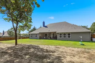 2021 Crystal Palace Blvd, Alvarado, TX 76009 - Photo 34