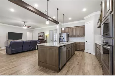 2021 Crystal Palace Boulevard, Alvarado, TX 76009 - Photo 10