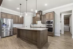 2021 Crystal Palace Blvd, Alvarado, TX 76009 - Photo 2