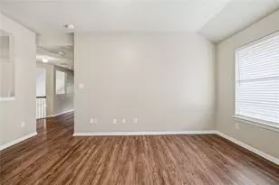 2306 Valley Creek Dr, Garland, TX 75040 - Photo 26