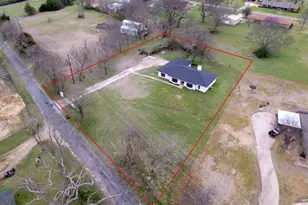 105 Kelsoe Dr, Sherman, TX 75090 - Photo 2