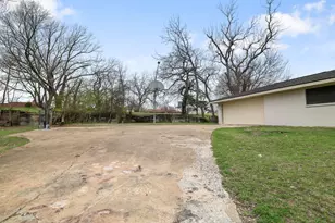 105 Kelsoe Dr, Sherman, TX 75090 - Photo 34
