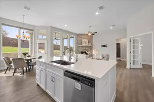 157 Fairweather Dr, Burleson, TX 76028 - Photo 8