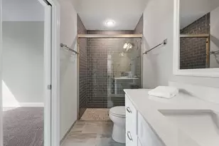 157 Fairweather Dr, Burleson, TX 76028 - Photo 32