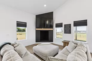 2436 Fm 1566 W, Celeste, TX 75423 - Photo 14