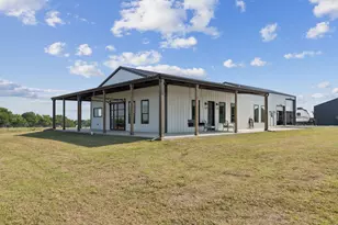 2436 Fm 1566 W, Celeste, TX 75423 - Photo 34