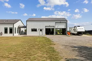 2436 Fm 1566 W, Celeste, TX 75423 - Photo 30