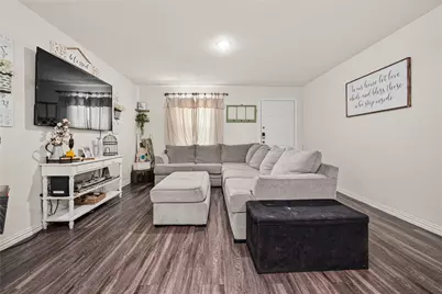 452 Bobbie Street, Mabank, TX 75147 - Photo 2