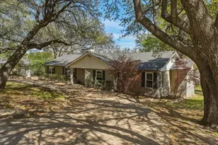 3863 Clayton Rd E, Fort Worth, TX 76116 - Photo 4