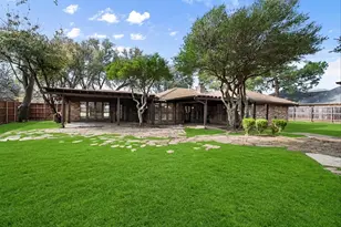 2306 Sunnyvale Rd, Grand Prairie, TX 75050 - Photo 28