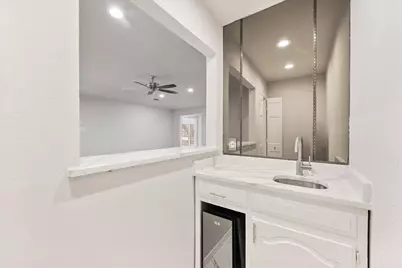 2306 Sunnyvale Road, Grand Prairie, TX 75050 - Photo 6