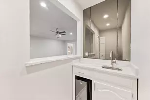 2306 Sunnyvale Rd, Grand Prairie, TX 75050 - Photo 6