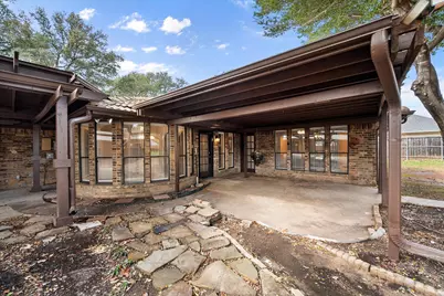 2306 Sunnyvale Road, Grand Prairie, TX 75050 - Photo 20