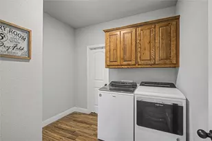 1041 Tex Ln, Springtown, TX 76082 - Photo 30