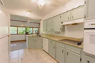 1103 Miller St, Bowie, TX 76230 - Photo 8