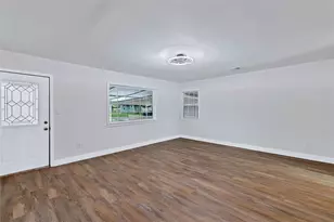 204 N 3rd St, Celeste, TX 75423 - Photo 8