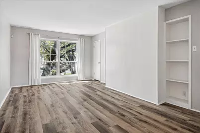 5226 Fleetwood Oaks Avenue #214, Dallas, TX 75235 - Photo 2