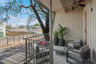 5226 Fleetwood Oaks Ave, Dallas, TX 75235 - Photo 18