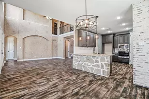 1194 Overland Dr, Burleson, TX 76028 - Photo 14