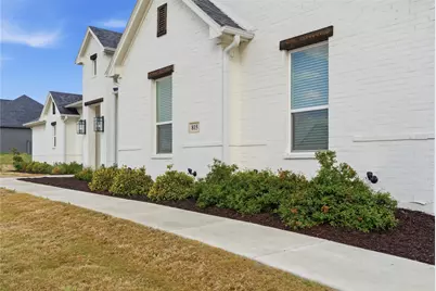 815 Wind River Pass, Azle, TX 76020 - Photo 2