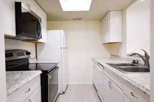 12816 Midway Rd, Dallas, TX 75244 - Photo 8