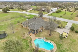 4008 Glenwood Dr, Joshua, TX 76058 - Photo 2