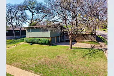 10753 Sinclair Avenue, Dallas, TX 75218 - Photo 38