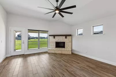 708 Olivia Lane, Collinsville, TX 76233 - Photo 8
