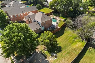 8402 Pecan Creek Dr, Arlington, TX 76001 - Photo 36