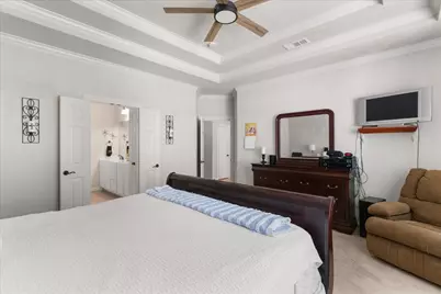 8402 Pecan Creek Drive, Arlington, TX 76001 - Photo 14