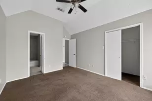 6611 Olivewood Dr, Arlington, TX 76001 - Photo 22