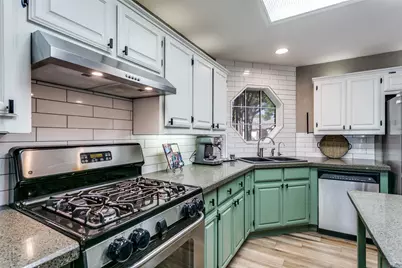 1525 Fuqua Drive, Flower Mound, TX 75028 - Photo 12