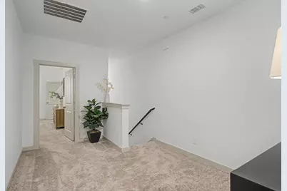 665 Vista Oaks Road, Lewisville, TX 75067 - Photo 18