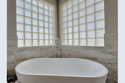 451 Land Of Goshen Drive, Springtown, TX 76082 - Photo 10